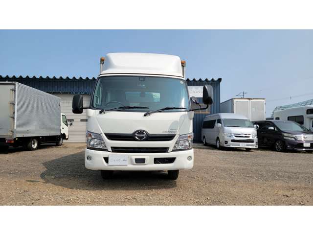 Hino Dutro 5
