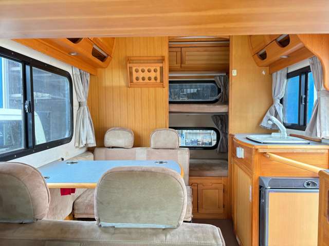Mazda Bongo Truck 4