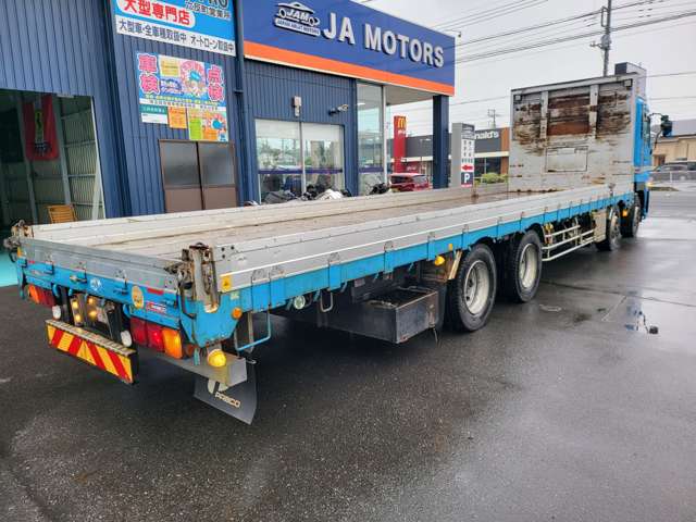 UD Trucks Quon 9