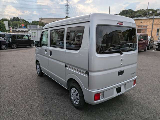Suzuki Every 11