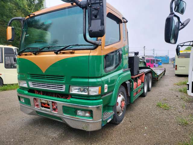 Mitsubishi Fuso Super Great 5
