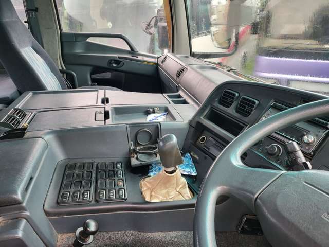 Mitsubishi Fuso Super Great 7
