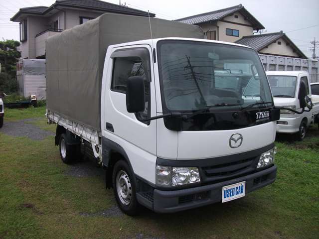 Mazda Titan Dash 3