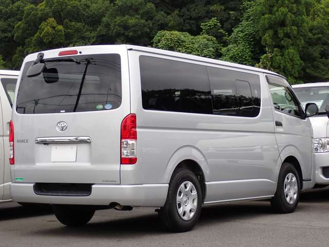 Toyota Hiace Van 2