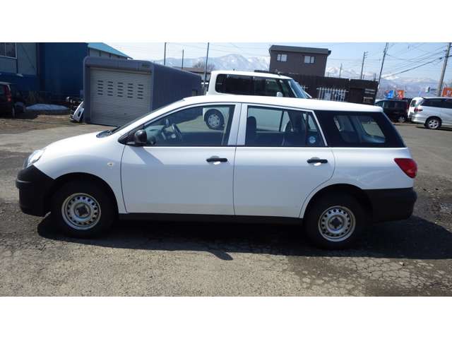 Nissan AD 7