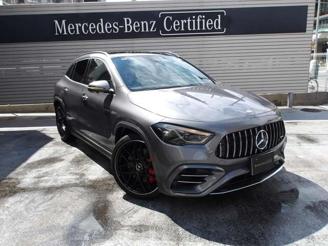 Mercedes-Benz GLA-Class 11