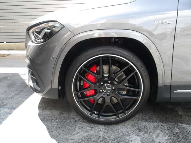 Mercedes-Benz GLA-Class 3