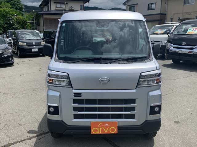 Daihatsu Hijet Cargo 2