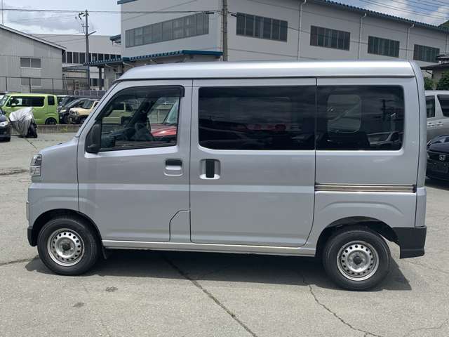 Daihatsu Hijet Cargo 9