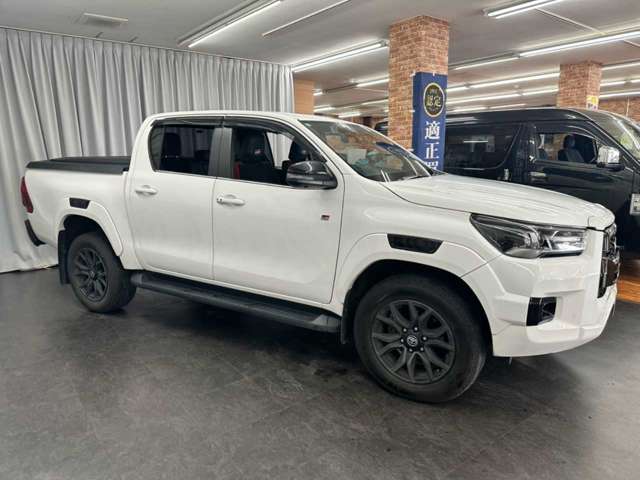 Toyota Hilux 4
