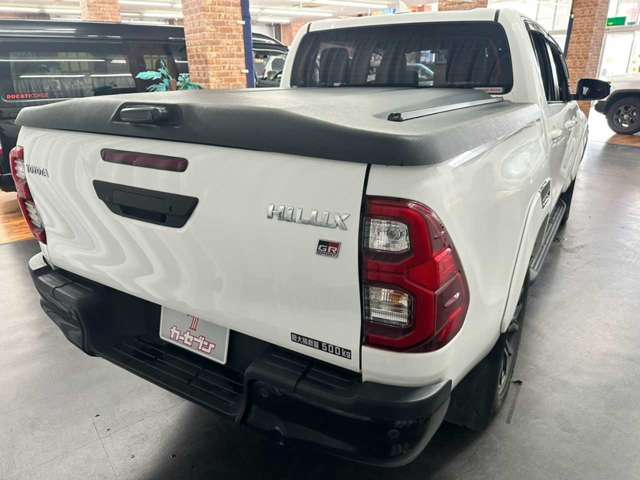 Toyota Hilux 5