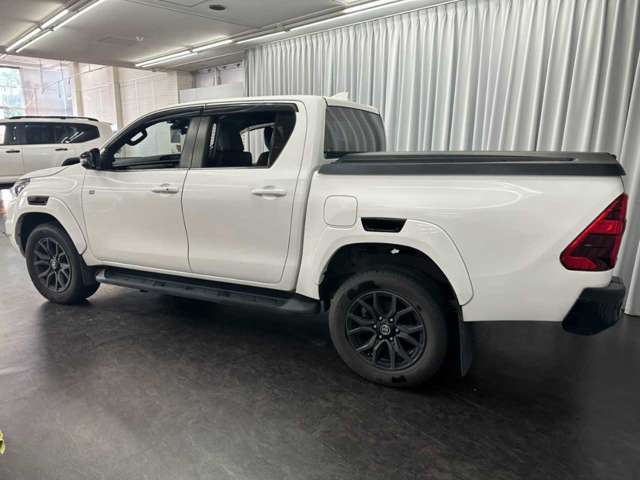 Toyota Hilux 7