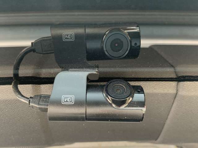 Volvo XC40 8