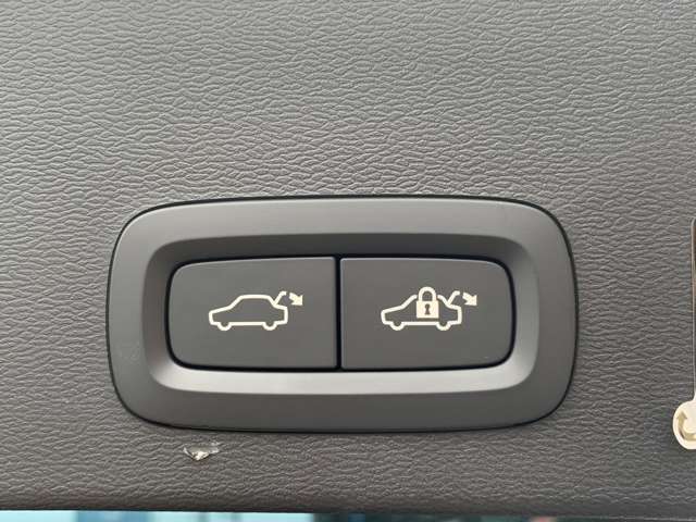 Volvo XC40 9