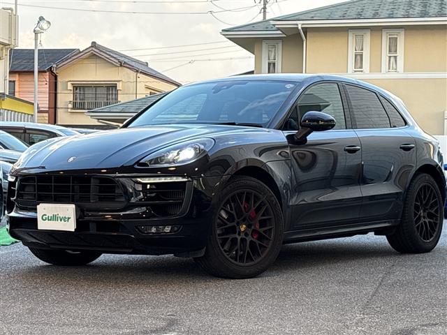 Porsche Macan 10