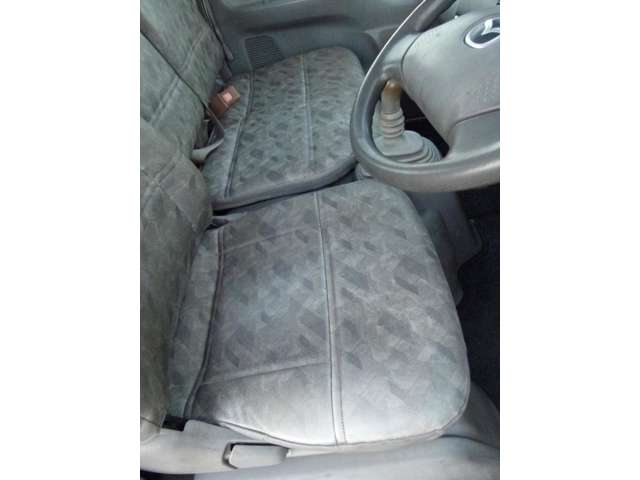 Mazda Titan Dash 12