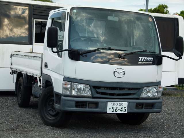 Mazda Titan Dash 3
