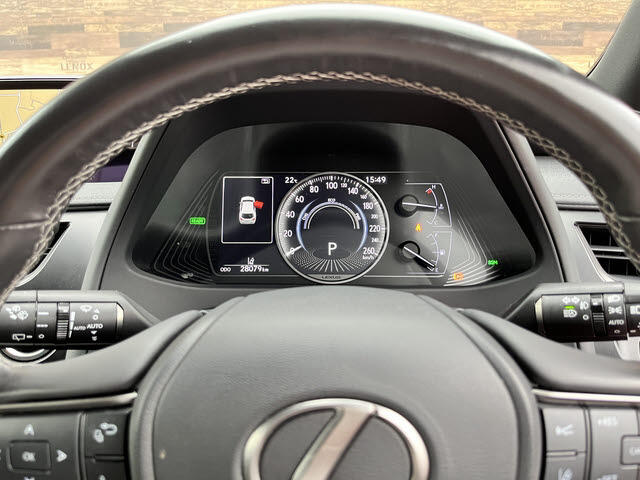 Lexus UX 4