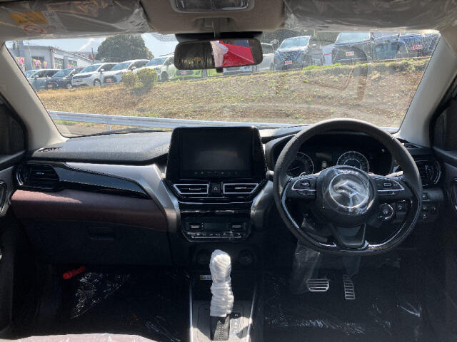 Suzuki Fronx 11