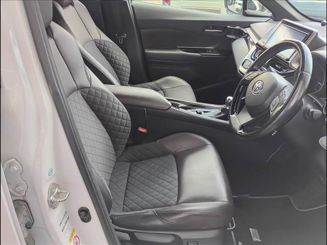 Toyota C-HR 5