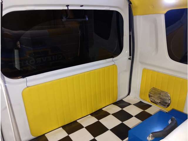 Suzuki Every 9