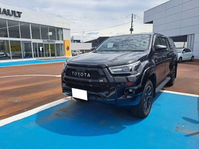 Toyota Hilux 2