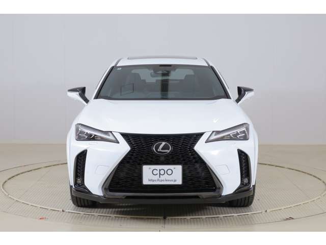 Lexus UX 5