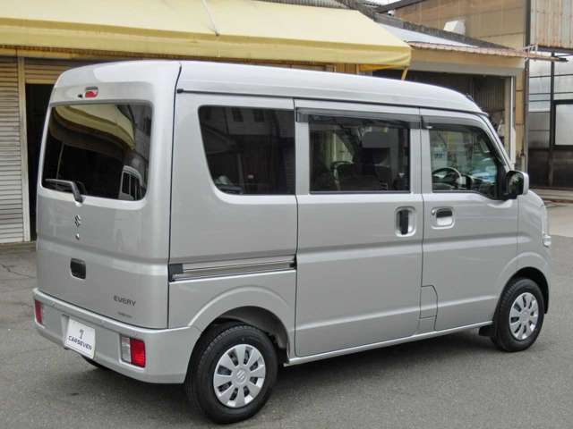 Suzuki Every 11