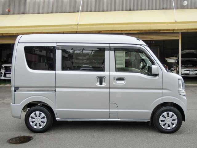 Suzuki Every 12