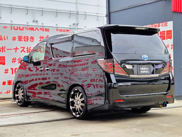 Toyota Vellfire 9