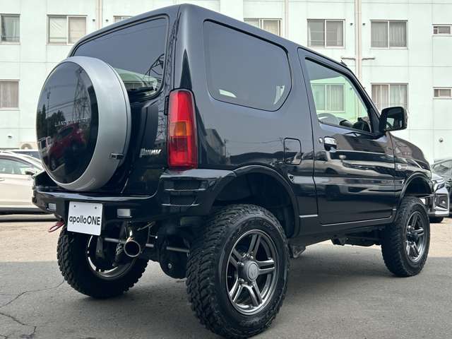Suzuki Jimny 10