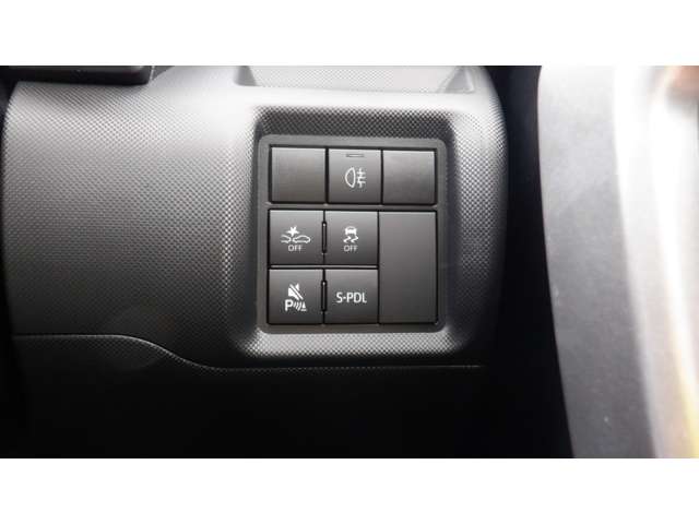 Daihatsu Rocky 10