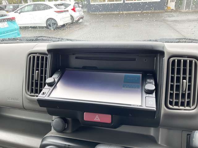 Nissan NV100 Clipper 11