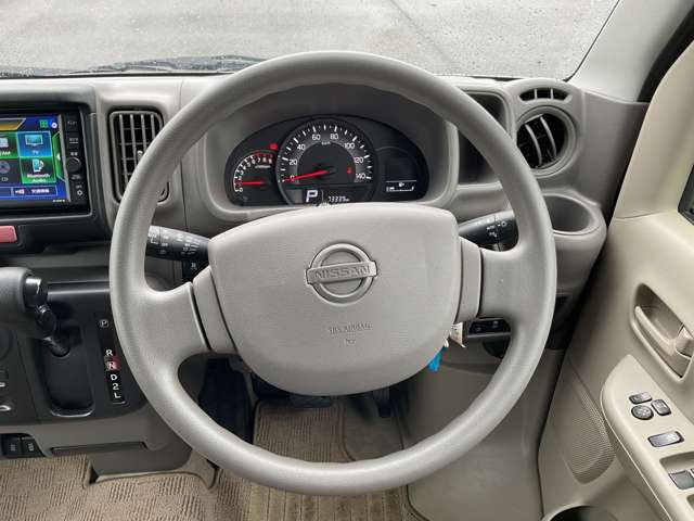 Nissan NV100 Clipper 8