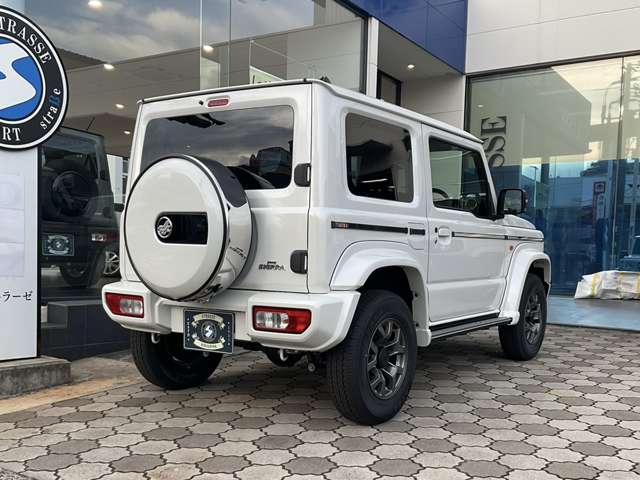 Suzuki Jimny Sierra 12