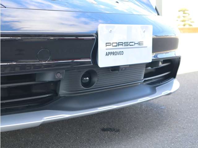 Porsche Taycan Cross Turismo 10