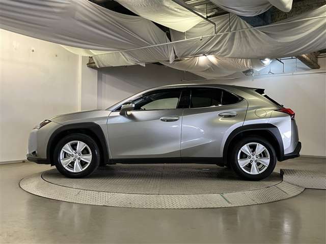 Lexus UX 4