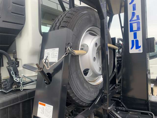 Mitsubishi Fuso Fighter 11