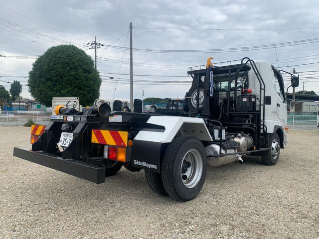 Mitsubishi Fuso Fighter 7