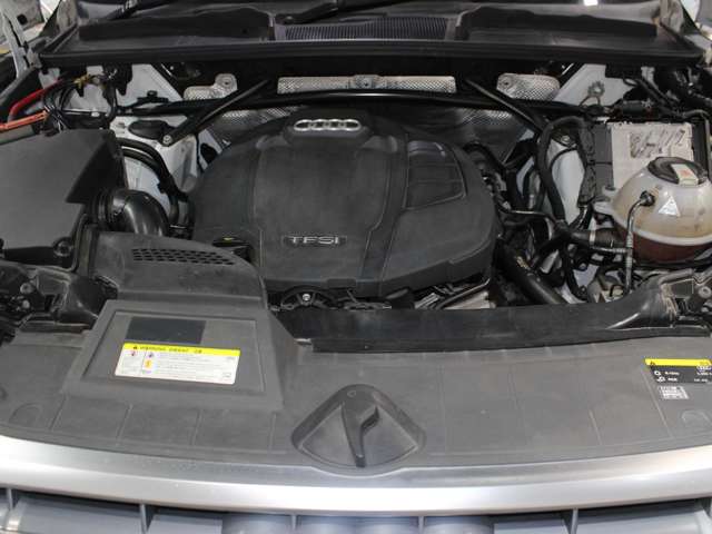 Audi Q5 8