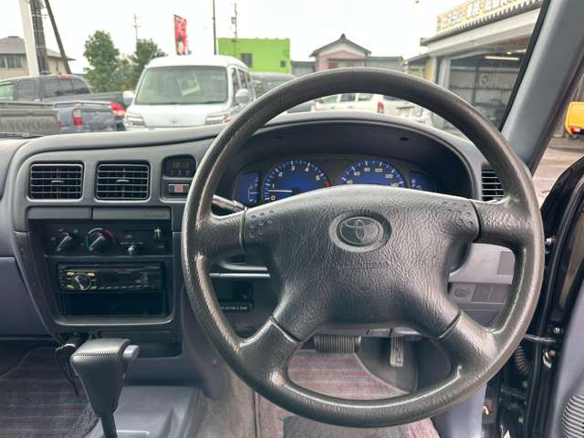 Toyota Hilux 12