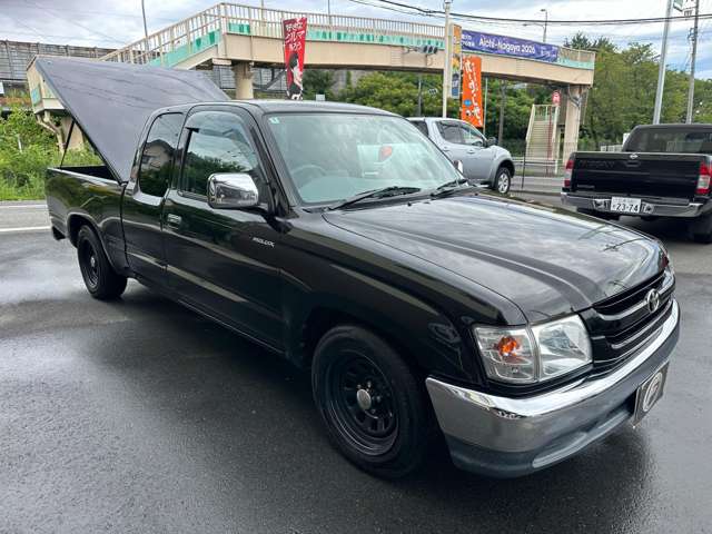 Toyota Hilux 3