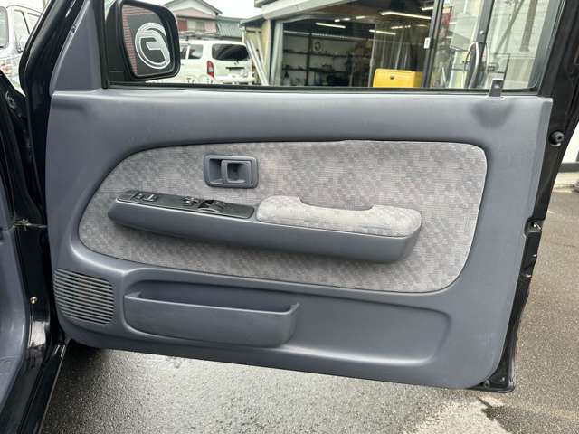 Toyota Hilux 10