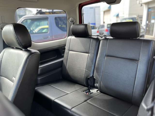Suzuki Jimny 12