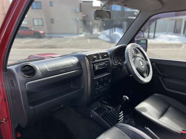 Suzuki Jimny 10
