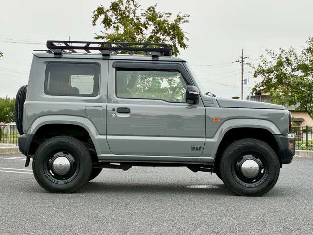 Suzuki Jimny 10