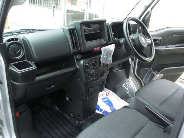 Suzuki Every 12