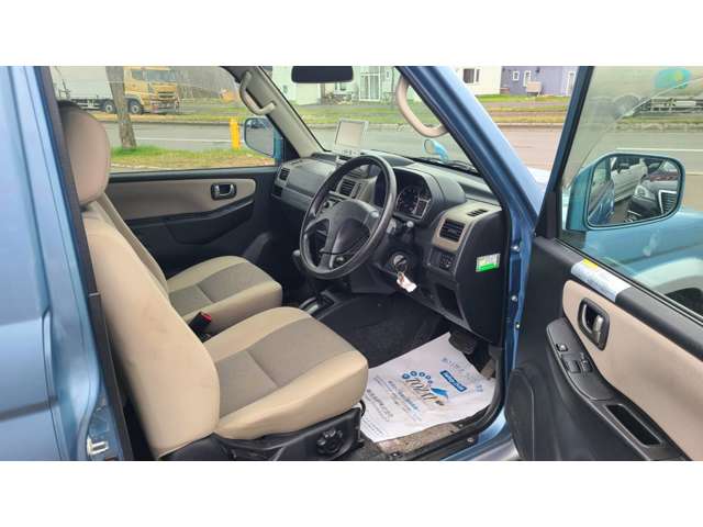 Mitsubishi Pajero Mini 8
