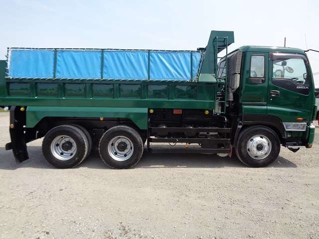 Isuzu Giga 4