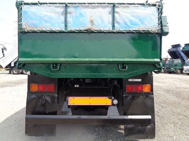 Isuzu Giga 8